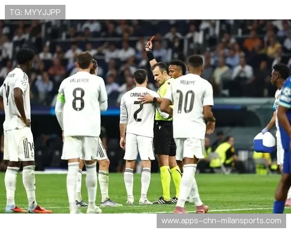 维尼修斯点球主罚皇马稳稳命中